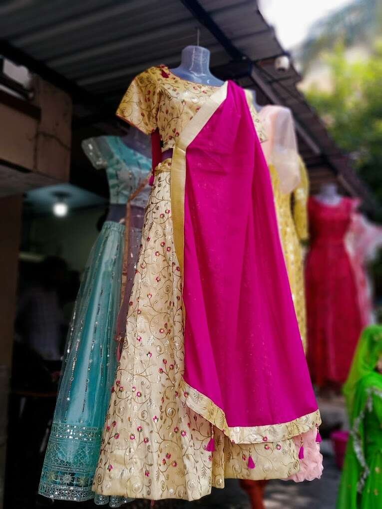  Bandhani Boutique